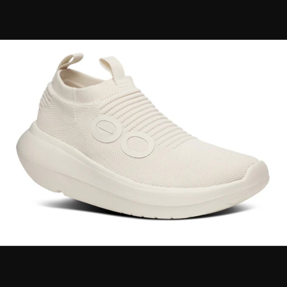 NIB Oofos Oomy Zen Men's 9.5 Chalk active recovery sneakers